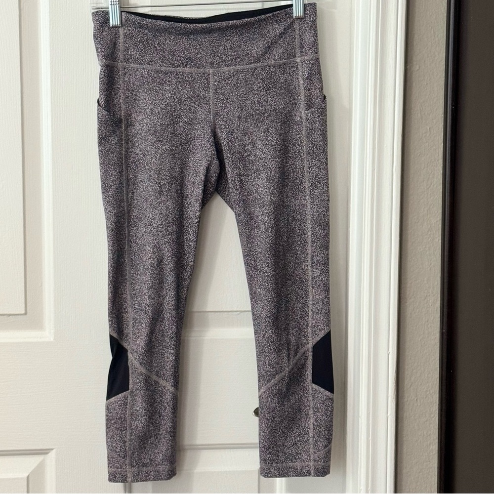 Lululemon Women's Black and Gray Athletic Leggings size 6 - Picture 7 of 7